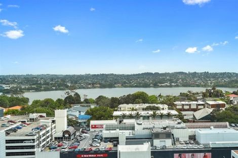 Photo of property in Sentinel Apartments, 1304/3 Northcroft Street, Takapuna, Auckland, 0622