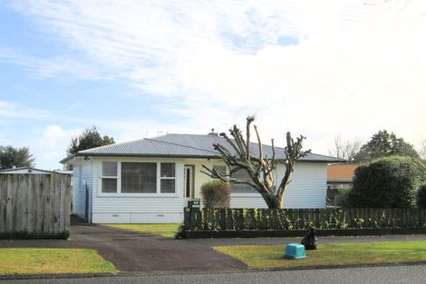 Photo of property in 10 Macmurdo Avenue, Glenview, Hamilton, 3206