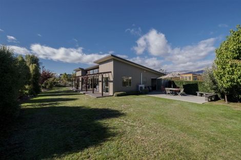 Photo of property in 14 Sherwin Avenue, Albert Town, Wanaka, 9305