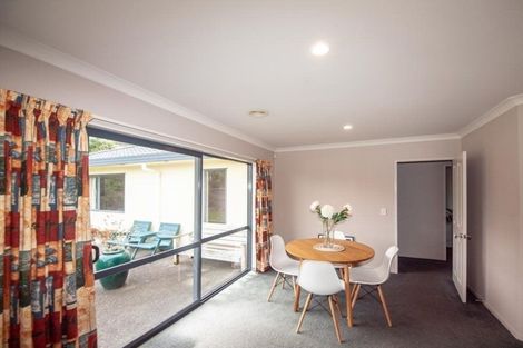 Photo of property in 15 Erlestoke Crescent, Churton Park, Wellington, 6037