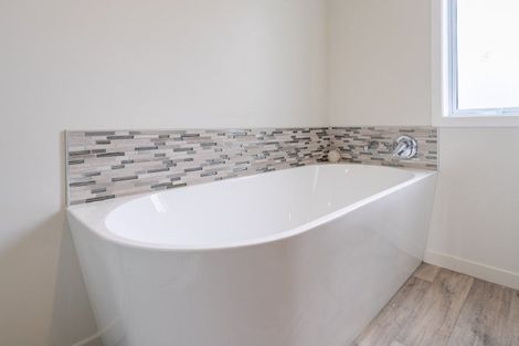 Photo of property in 8 Sussex Street, Mossburn, 9792