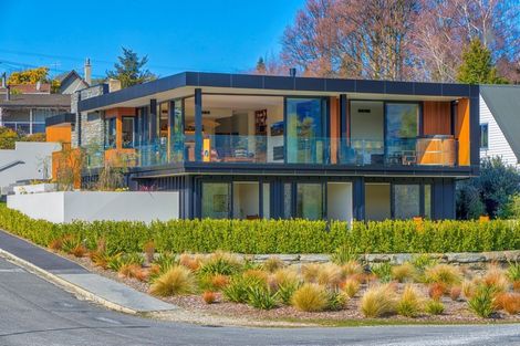 Photo of property in 221 Lakeside Road, Wanaka, 9305