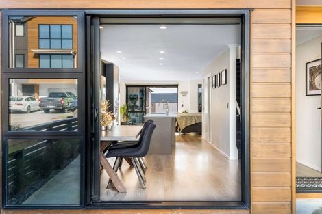 Photo of property in 3 Seafarer Crescent, Stanmore Bay, Whangaparaoa, 0932