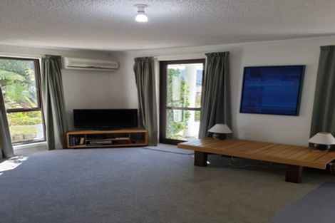 Photo of property in 20 Broadway, Picton, 7220