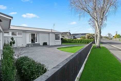 Photo of property in 37 Braid Road, St Andrews, Hamilton, 3200