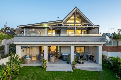 Photo of property in 1/7 Whitby Crescent, Mairangi Bay, Auckland, 0630