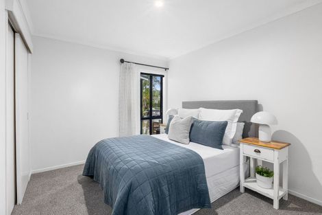 Photo of property in 57 Waldorf Crescent, Orewa, 0931