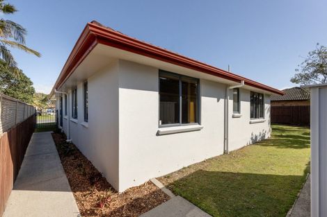 Photo of property in 25 Beachmere Place, Papamoa Beach, Papamoa, 3118