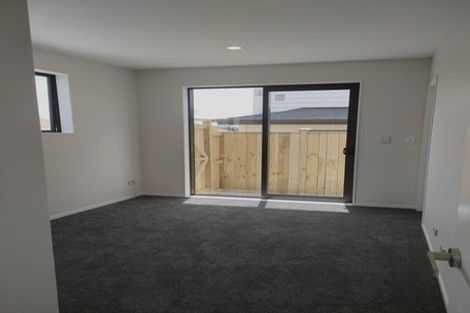 Photo of property in 1/5 Bolton Street, Blockhouse Bay, Auckland, 0600