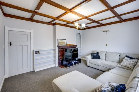 Photo of property in 33 Taradale Road, Marewa, Napier, 4110