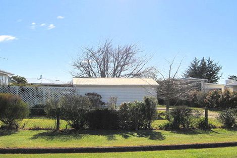 Photo of property in 8 Consitt Street, Takapau, 4203