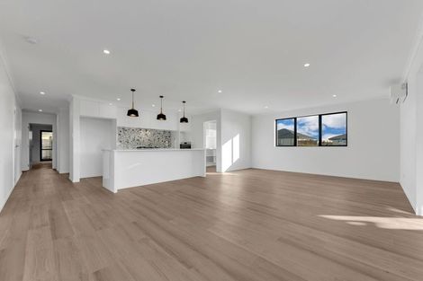 Photo of property in 2 Viv Green Place, Pokeno, 2402