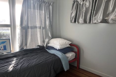 Photo of property in 2/581 East Coast Road, Browns Bay, Auckland, 0630