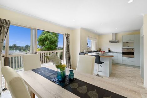 Photo of property in 11 San Ignacio Court, Henderson, Auckland, 0612