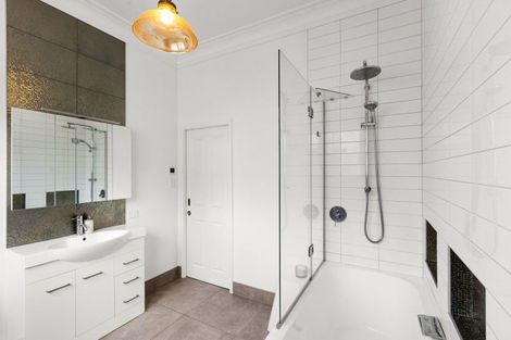 Photo of property in 78 Charles Street, Westshore, Napier, 4110