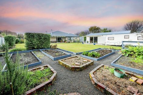 Photo of property in 3 Petticoat Lane, Doyleston, 7682