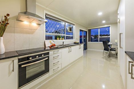 Photo of property in 1/14 Beaumonts Way, Manurewa, Auckland, 2102