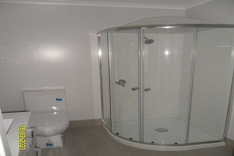 Photo of property in 4 London Road, Korokoro, Lower Hutt, 5012