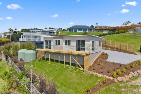 Photo of property in 10 Morey Road, Cable Bay, 0420