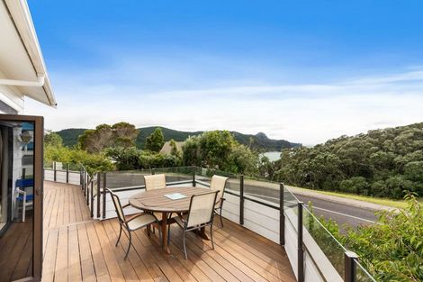 Photo of property in 400 Onemana Drive, Onemana, Whangamata, 3691