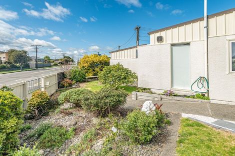 Photo of property in 107 Carlton Avenue, Tawhero, Whanganui, 4501