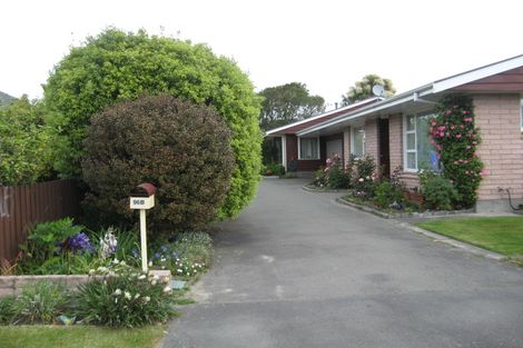 Photo of property in 96b Briggs Road, Shirley, Christchurch, 8052