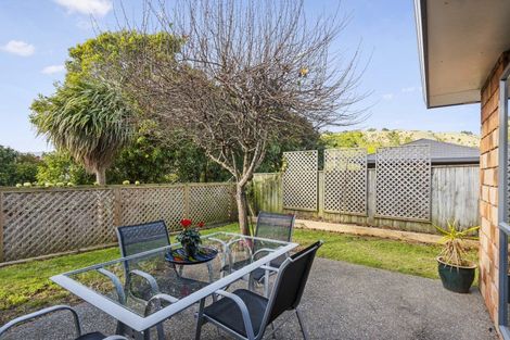 Photo of property in 5 Lambert Way, Paraparaumu, 5032