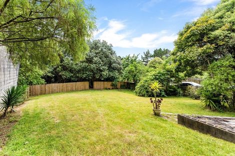 Photo of property in 82 Holborn Drive, Stokes Valley, Lower Hutt, 5019