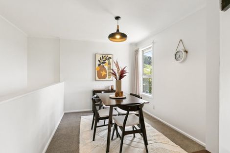 Photo of property in 3 Saint Aidans Way, Tawa, Wellington, 5028