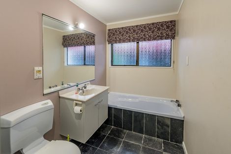 Photo of property in 71 Macarthur Street, Levin, 5510