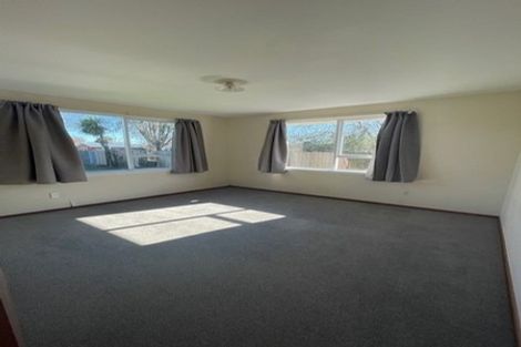 Photo of property in 2/59 Golf Links Road, Shirley, Christchurch, 8061