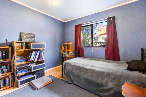 Photo of property in 72 Waiora Road, Stanmore Bay, Whangaparaoa, 0932