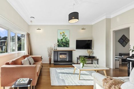 Photo of property in 19 Cavendish Square, Strathmore Park, Wellington, 6022