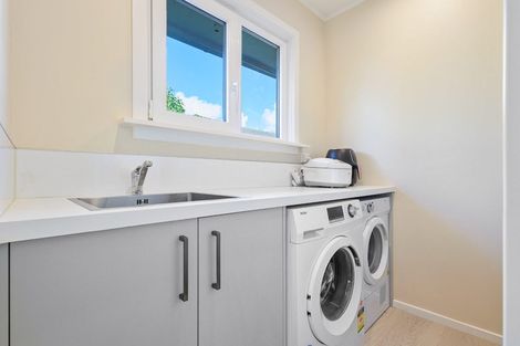 Photo of property in 34 Bentley Street, Russley, Christchurch, 8042