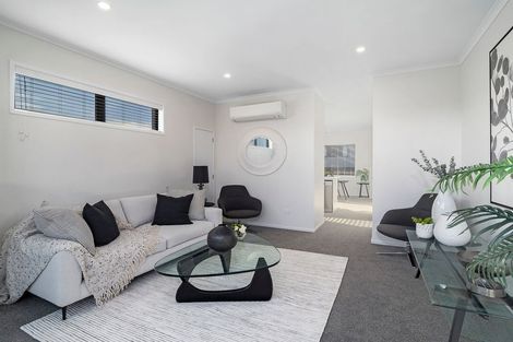 Photo of property in 1 Tuhono Lane, Northcote, Auckland, 0627