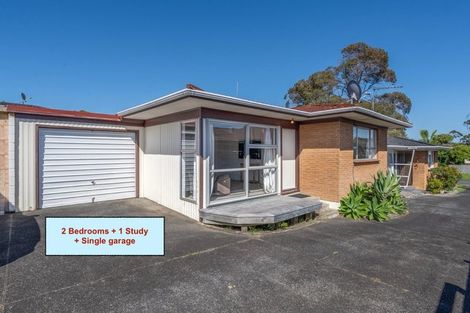 Photo of property in 2/38 Ballater Place, Highland Park, Auckland, 2010