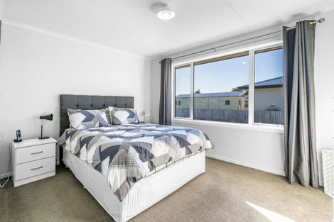 Photo of property in 220 Mcquarrie Street, Kingswell, Invercargill, 9812