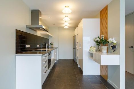 Photo of property in Portal Apartments, 6c/42 Cable Street, Te Aro, Wellington, 6011