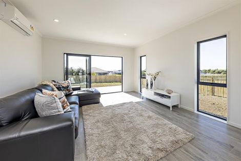Photo of property in 7 Catherine Mclean Road, Pukekohe, 2120