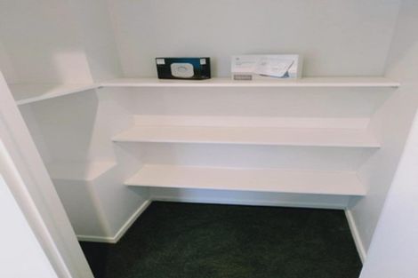 Photo of property in 4b Wattle Road, Sunnyvale, Auckland, 0612