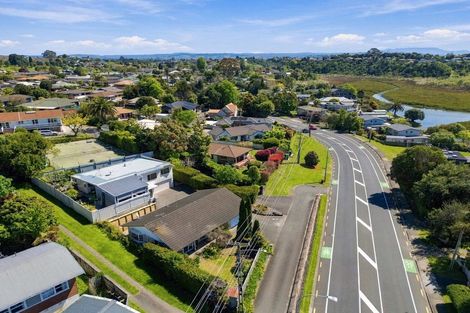 Photo of property in 136a Welcome Bay Road, Welcome Bay, Tauranga, 3112