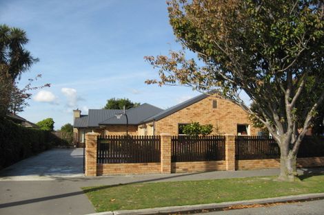 Photo of property in 15 Solway Avenue, Ilam, Christchurch, 8041