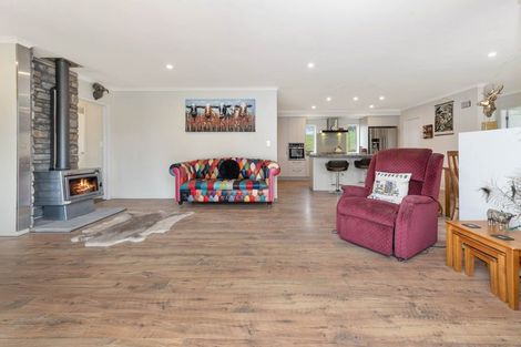 Photo of property in 43 Tawhero Street, Mamaku, 3020