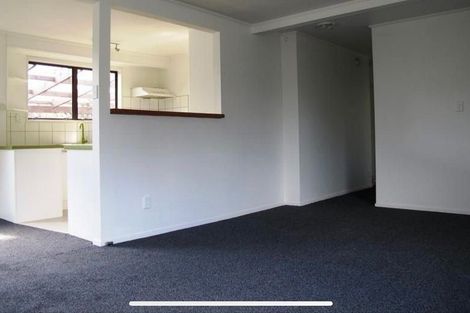 Photo of property in 32 Glencourt Place, Glenfield, Auckland, 0629