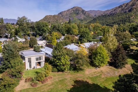 Photo of property in 23 Nairn Street, Arrowtown, 9302