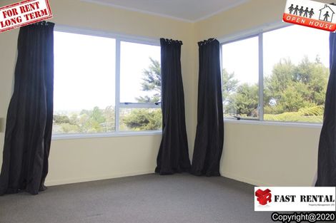 Photo of property in 73a Ayton Drive, Totara Vale, Auckland, 0629