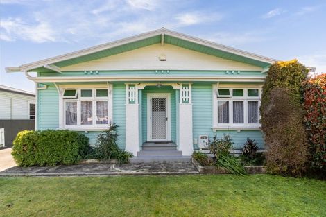 Photo of property in 424 Massey Street, Akina, Hastings, 4122
