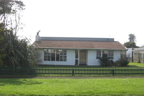Photo of property in 12 King Street, Waitara, 4320