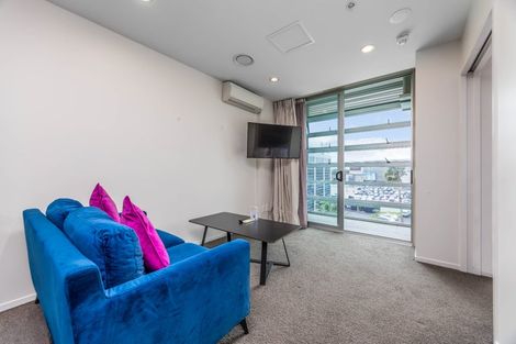 Photo of property in Proximity Apartments, 405/17 Osterley Way, Manukau, Auckland, 2104