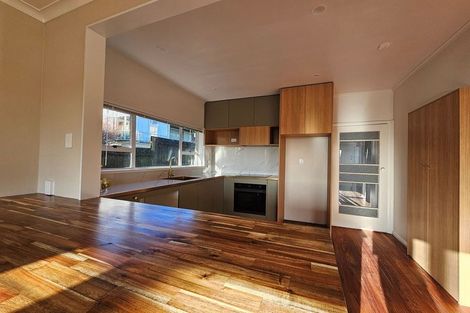 Photo of property in 5 Holden Avenue, Forest Lake, Hamilton, 3200